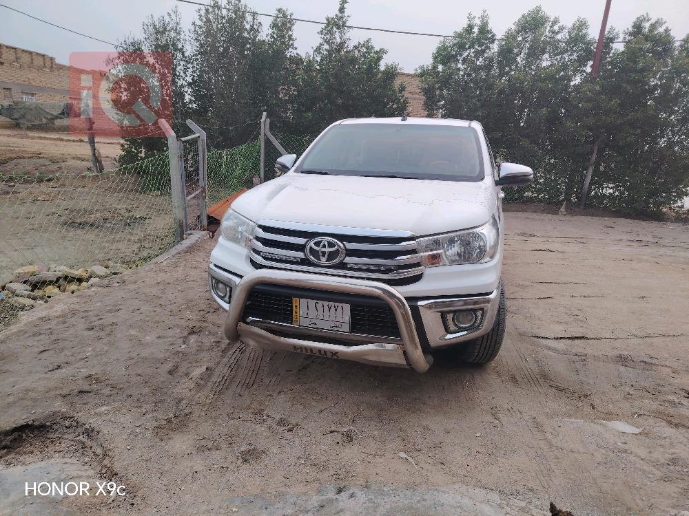 تويوتا هايلوكس